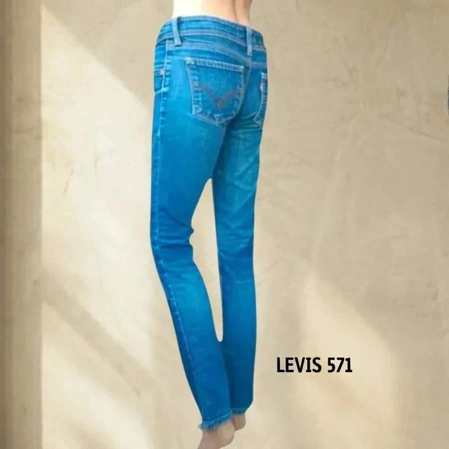 Jean vintage y2k Levis Strauss 571 ,slim fit ,taille basse